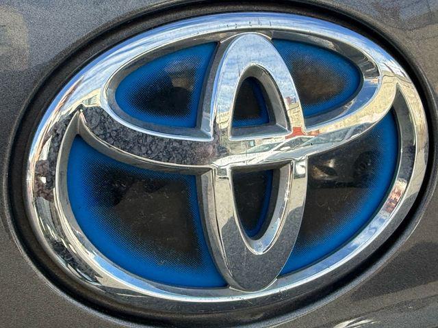 used 2020 Toyota Highlander Hybrid car, priced at $30,995