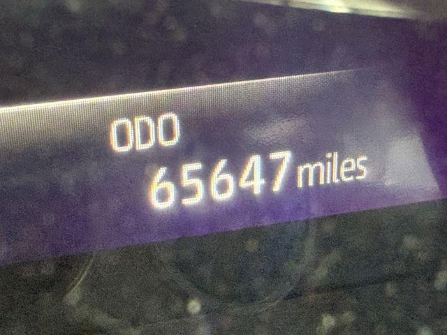 used 2020 Toyota Highlander Hybrid car, priced at $30,995