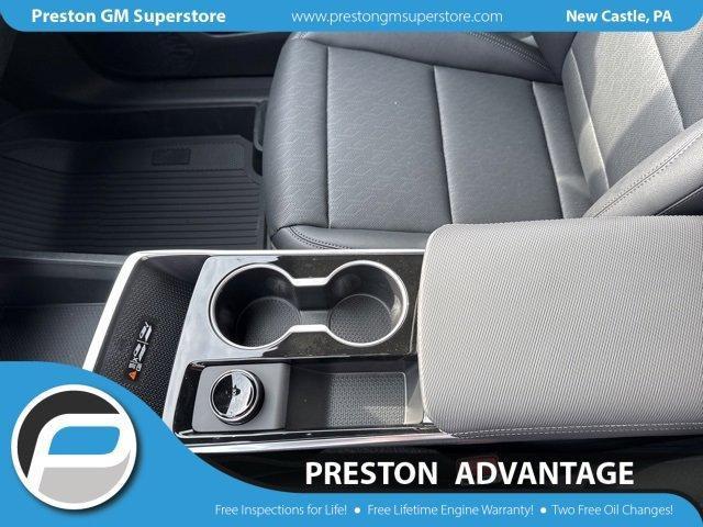 new 2026 Chevrolet Equinox car, priced at $35,642