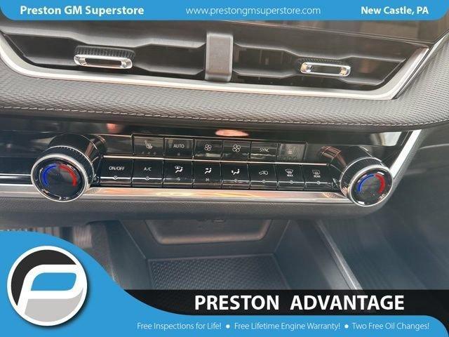 new 2026 Chevrolet Equinox car, priced at $35,642