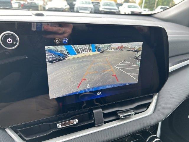 new 2026 Chevrolet Equinox car, priced at $30,463