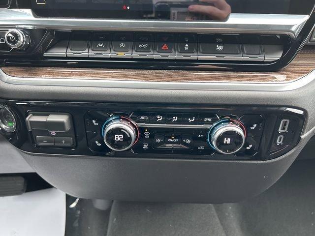 new 2026 GMC Sierra 1500 car, priced at $52,962