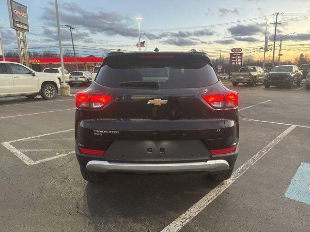 new 2026 Chevrolet TrailBlazer car, priced at $29,296