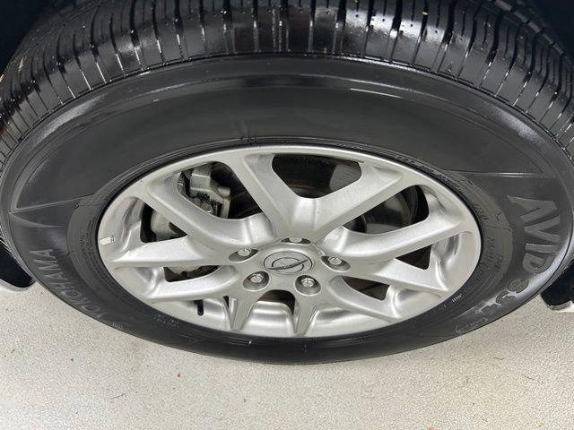 used 2025 Chrysler Pacifica car, priced at $30,489