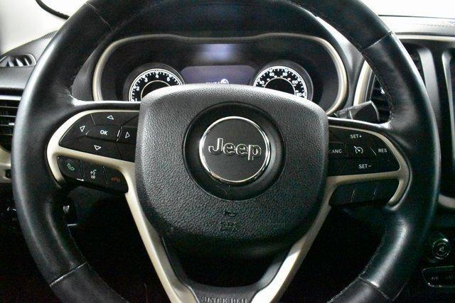 used 2015 Jeep Cherokee car, priced at $10,980