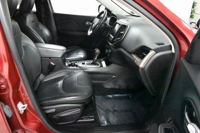 used 2015 Jeep Cherokee car, priced at $10,980