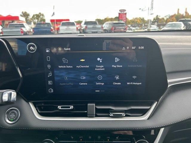 new 2026 Chevrolet Equinox car, priced at $32,305