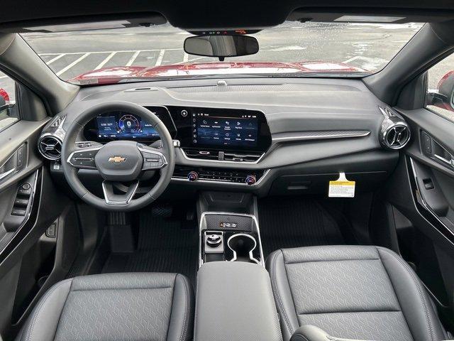new 2026 Chevrolet Equinox car, priced at $32,305