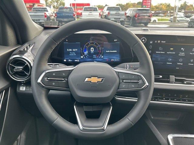 new 2026 Chevrolet Equinox car, priced at $32,305