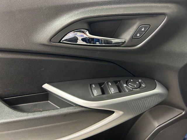 used 2024 Chevrolet Trax car, priced at $21,452
