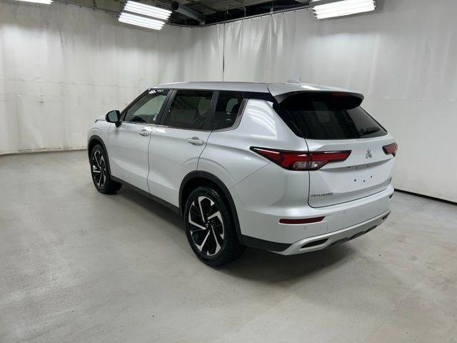 used 2024 Mitsubishi Outlander car, priced at $25,488
