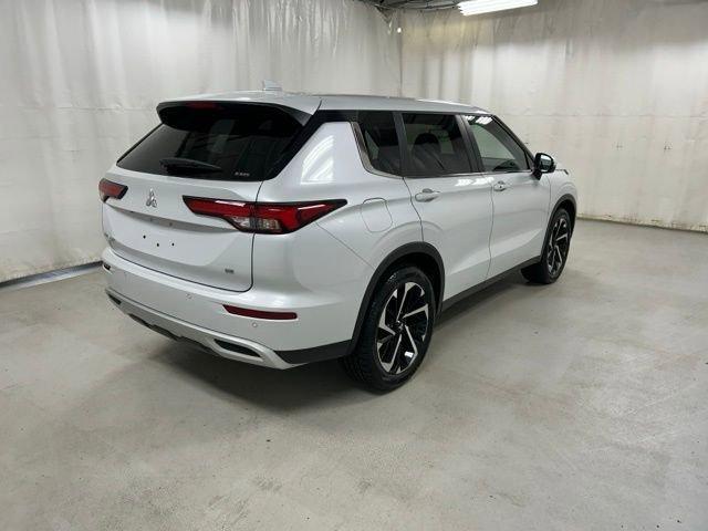 used 2024 Mitsubishi Outlander car, priced at $25,488