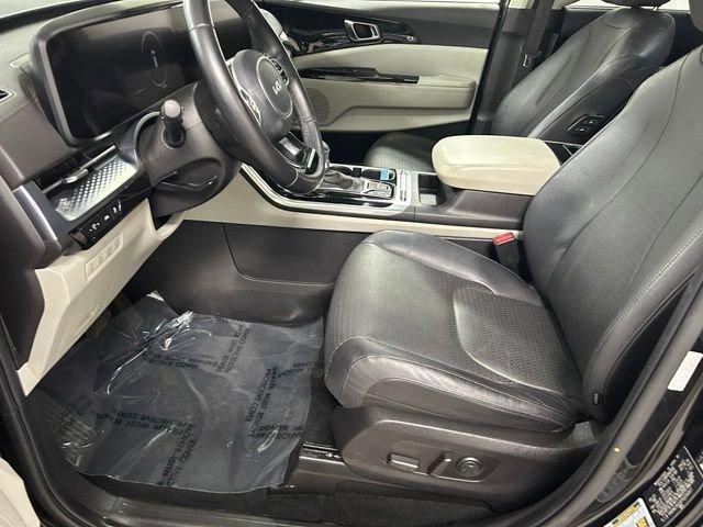 used 2023 Kia Carnival car, priced at $34,152