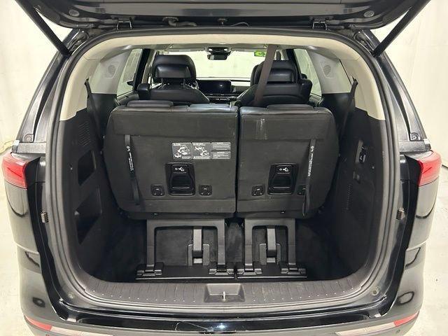 used 2023 Kia Carnival car, priced at $34,152