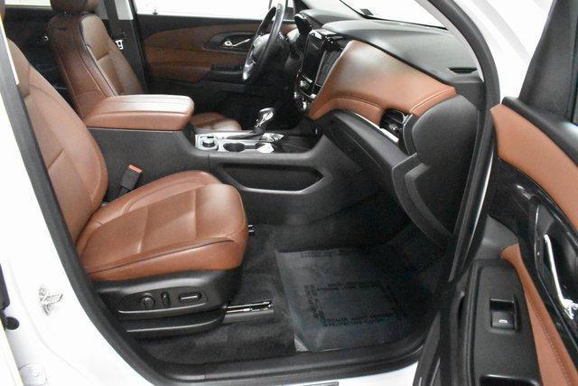 used 2021 Chevrolet Traverse car, priced at $25,998