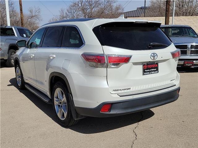 used 2016 Toyota Highlander car, priced at $15,998