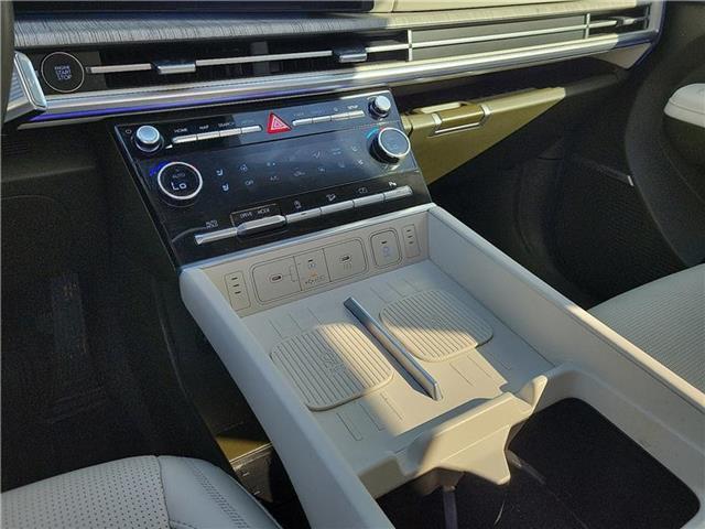 used 2025 Hyundai Santa Fe car, priced at $38,998