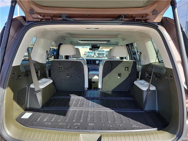 used 2025 Hyundai Santa Fe car, priced at $38,998