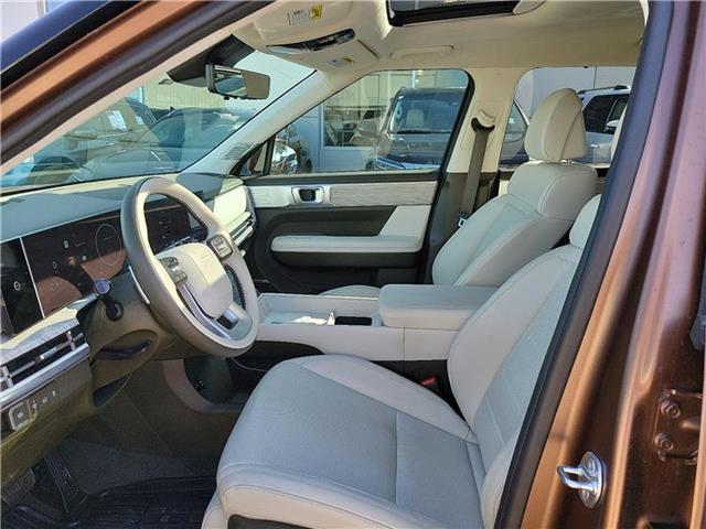 used 2025 Hyundai Santa Fe car, priced at $38,998