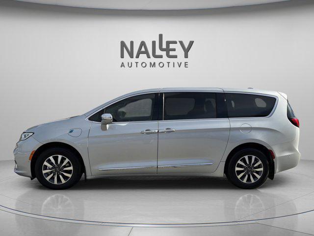 used 2022 Chrysler Pacifica Hybrid car, priced at $31,795