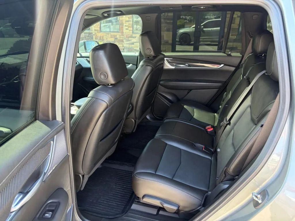 used 2023 Cadillac XT6 car, priced at $39,995