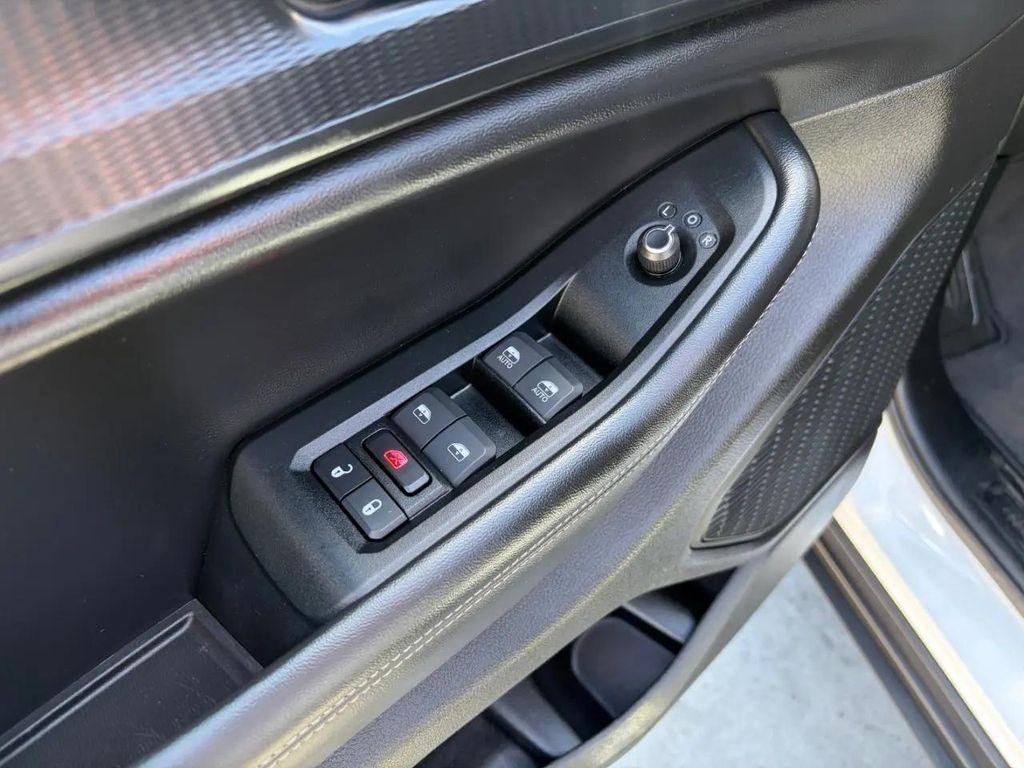 used 2024 Jeep Grand Cherokee L car, priced at $32,995