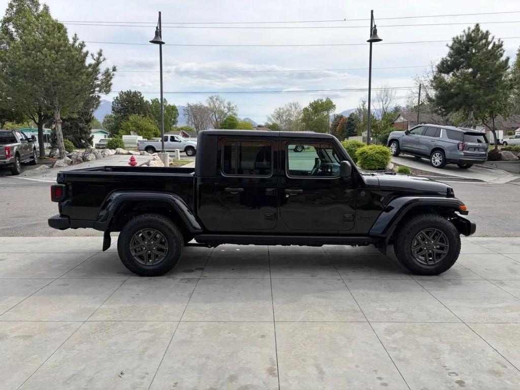 used 2024 Jeep Gladiator car, priced at $35,995