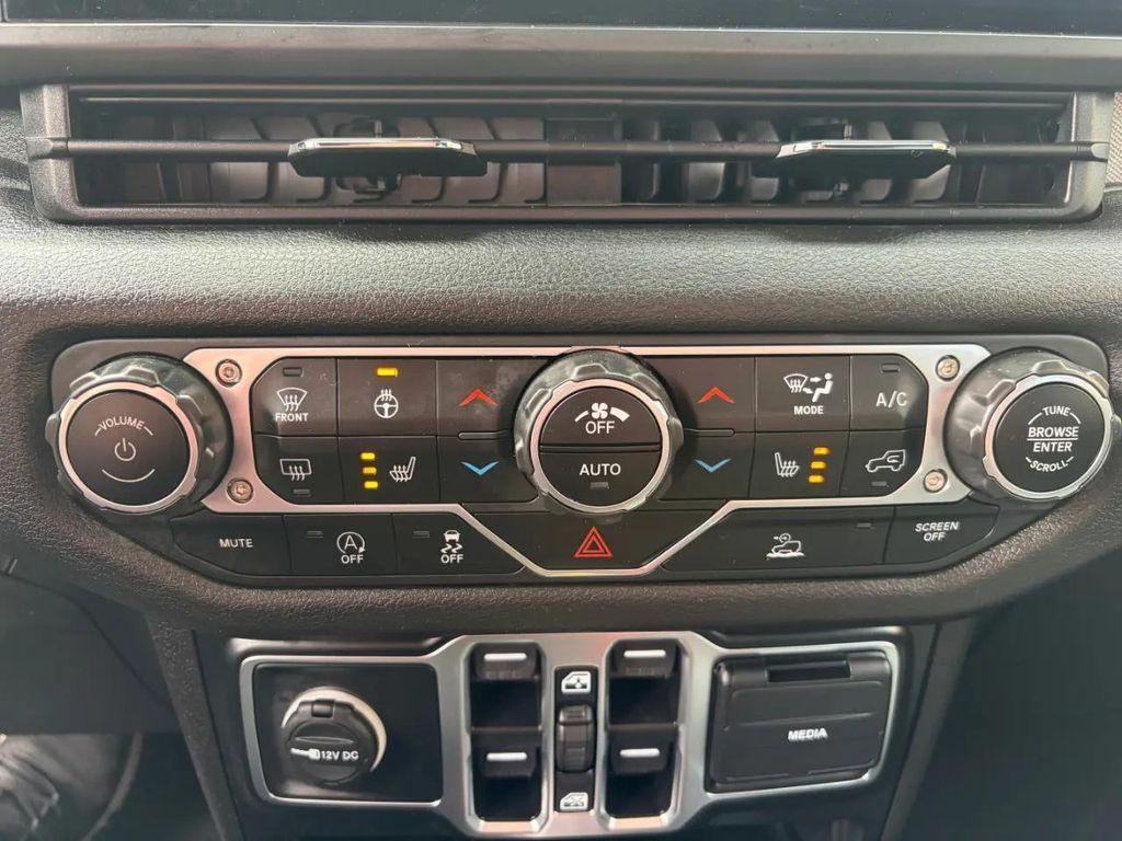 used 2024 Jeep Gladiator car, priced at $35,995