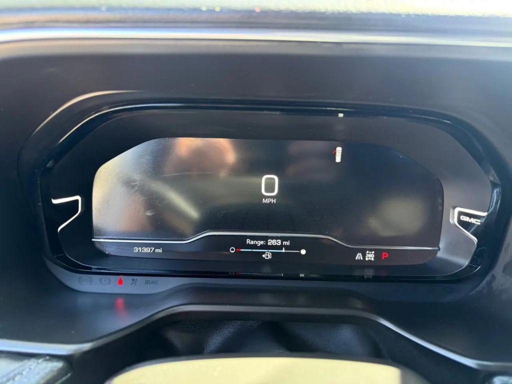 used 2023 GMC Yukon car, priced at $64,995