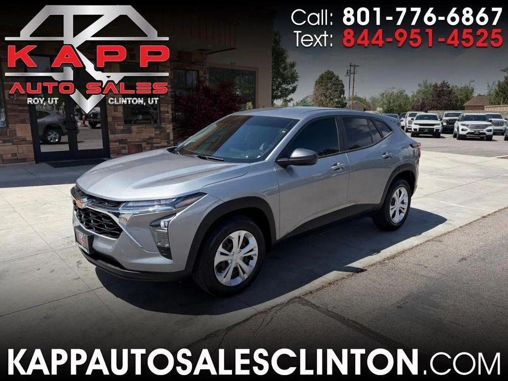 used 2024 Chevrolet Trax car, priced at $18,995