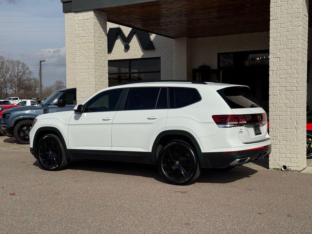 used 2024 Volkswagen Atlas car, priced at $32,990