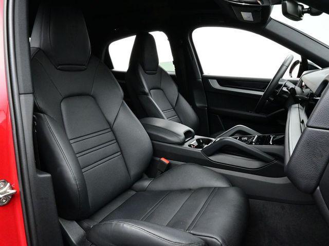 used 2025 Porsche Cayenne car, priced at $96,900