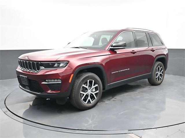 used 2024 Jeep Grand Cherokee car, priced at $35,900