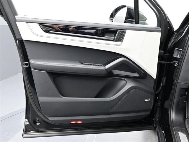 new 2026 Porsche Cayenne car, priced at $128,840