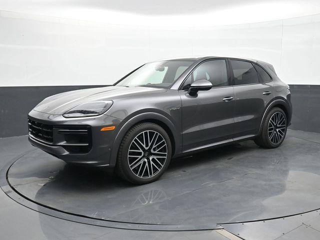 new 2025 Porsche Cayenne car, priced at $206,405