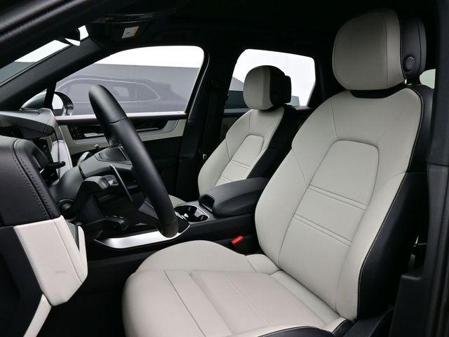 used 2025 Porsche Cayenne car, priced at $92,900