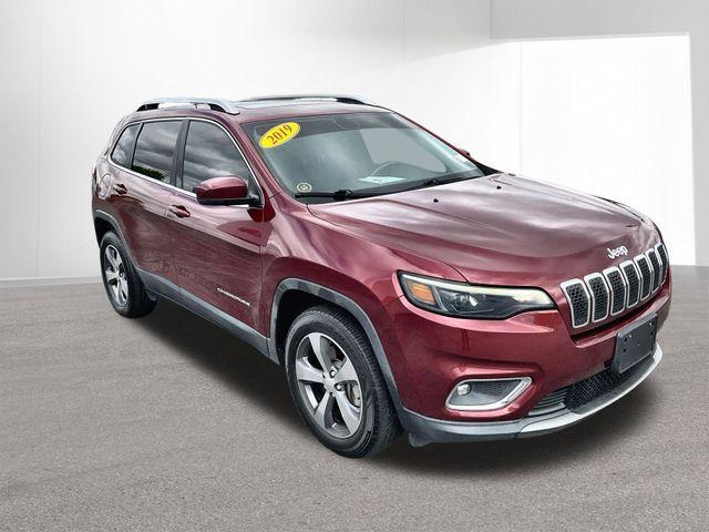 used 2019 Jeep Cherokee car, priced at $15,395