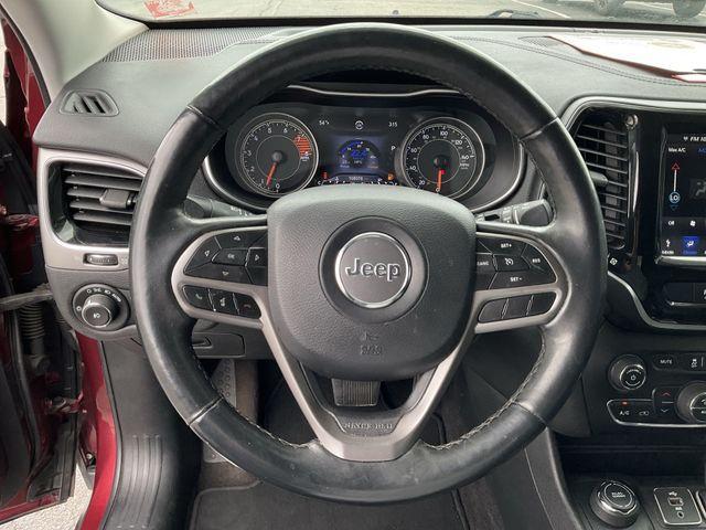 used 2019 Jeep Cherokee car, priced at $15,395