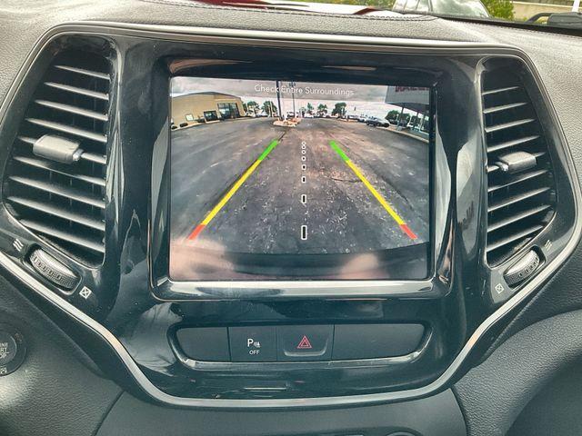 used 2019 Jeep Cherokee car, priced at $15,395