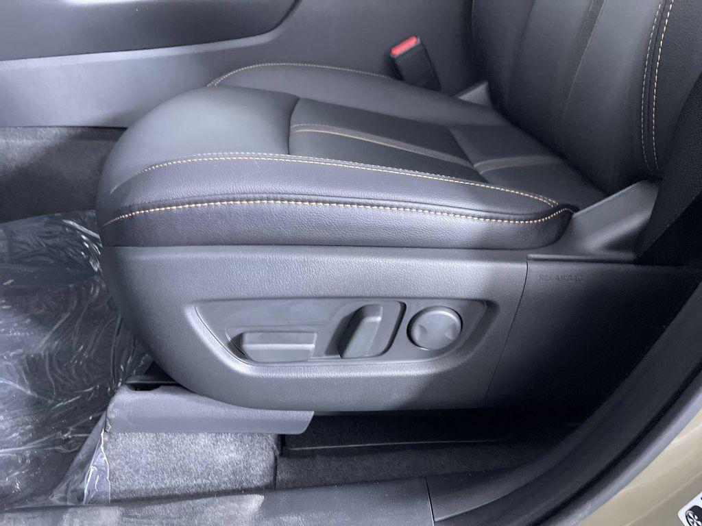new 2026 Mazda CX-70 PHEV car, priced at $45,918