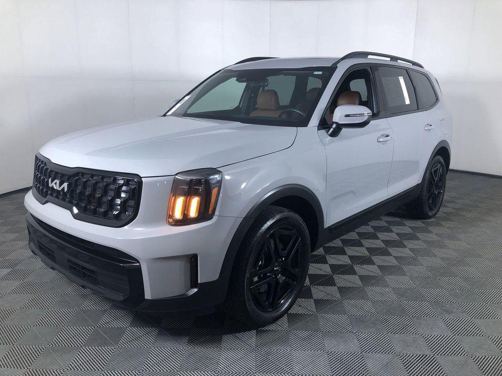 used 2024 Kia Telluride car, priced at $41,354