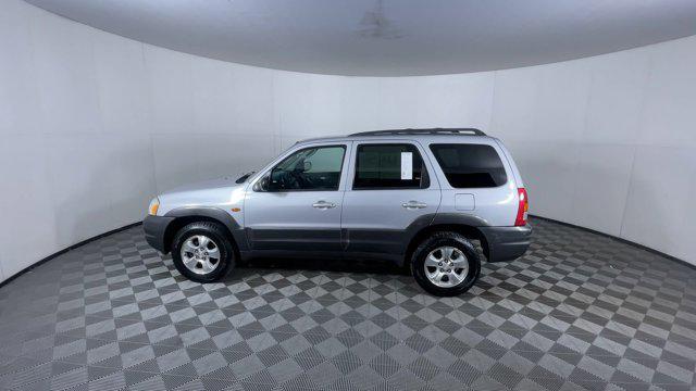 used 2003 Mazda Tribute car, priced at $5,500