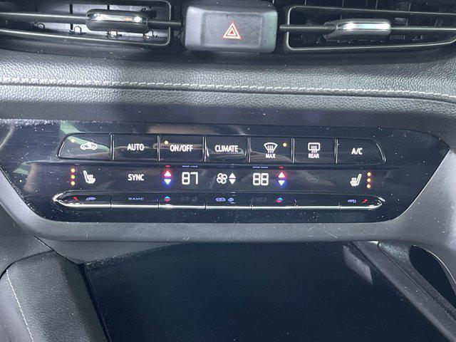 used 2021 Buick Envision car, priced at $22,400