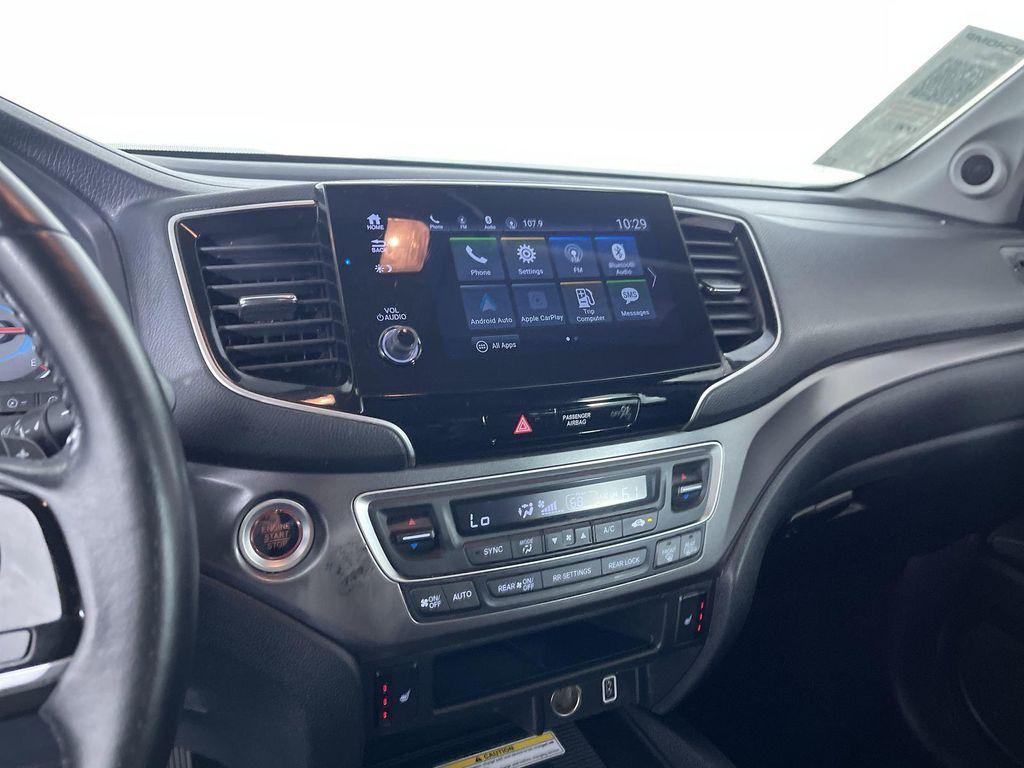 used 2022 Honda Pilot car, priced at $21,900