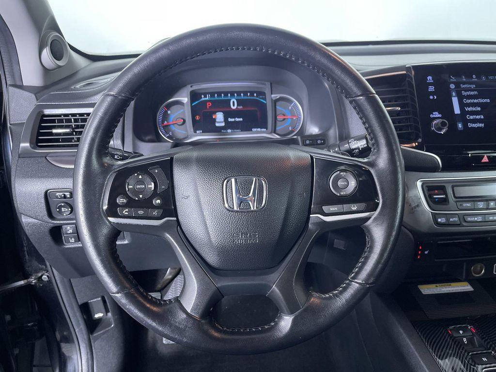 used 2022 Honda Pilot car, priced at $21,900