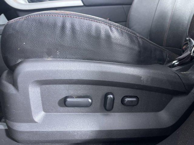 used 2013 Ford Edge car, priced at $9,400