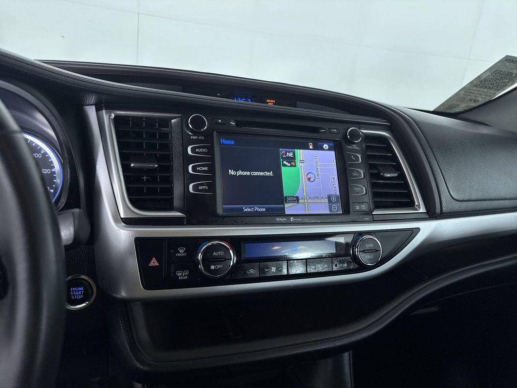 used 2014 Toyota Highlander car, priced at $15,400