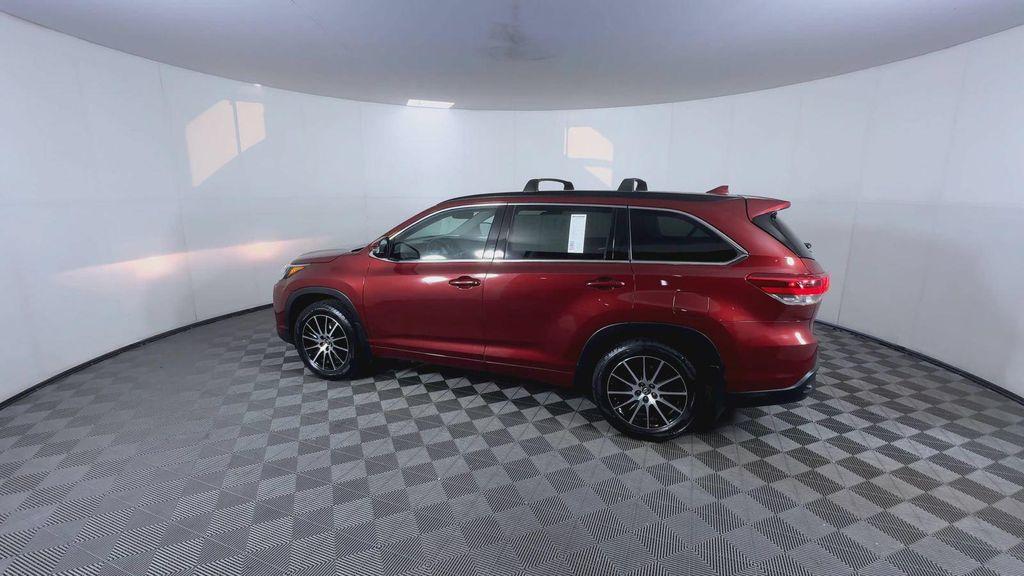 used 2017 Toyota Highlander car, priced at $15,900