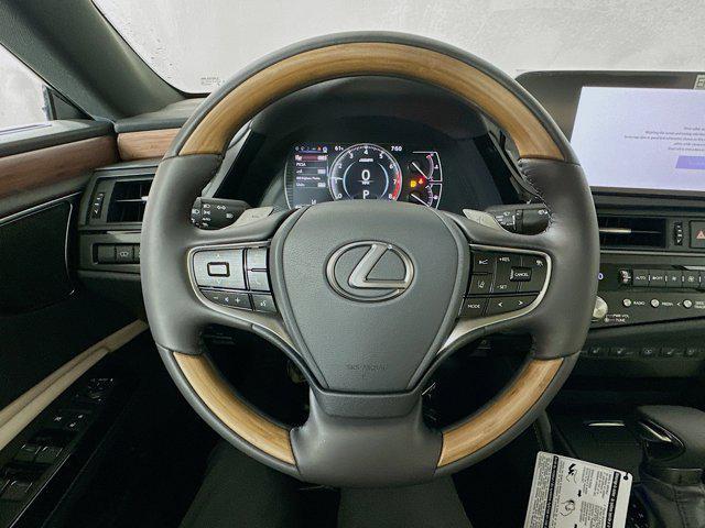 new 2025 Lexus ES 350 car, priced at $54,440