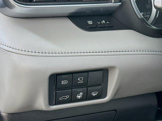 used 2020 Toyota Highlander car, priced at $27,843